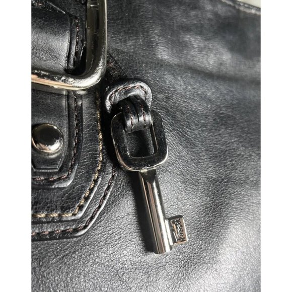 Fossil Black Faux Leather Tote Bag - Lightly Distressed - Picture 13 of 16